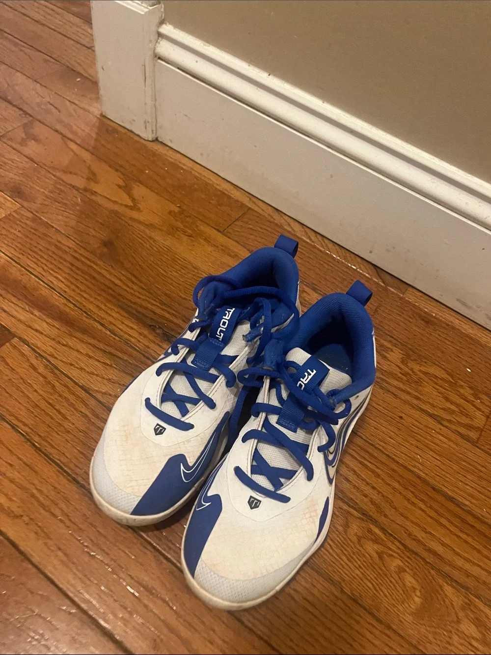 Nike White and Royal Blue Kids' Athletic Cleats